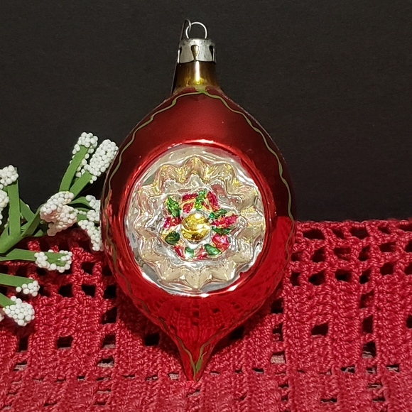 Vintage Mercury Glass Indent Christmas Ornament Red - Picture 1 of 8